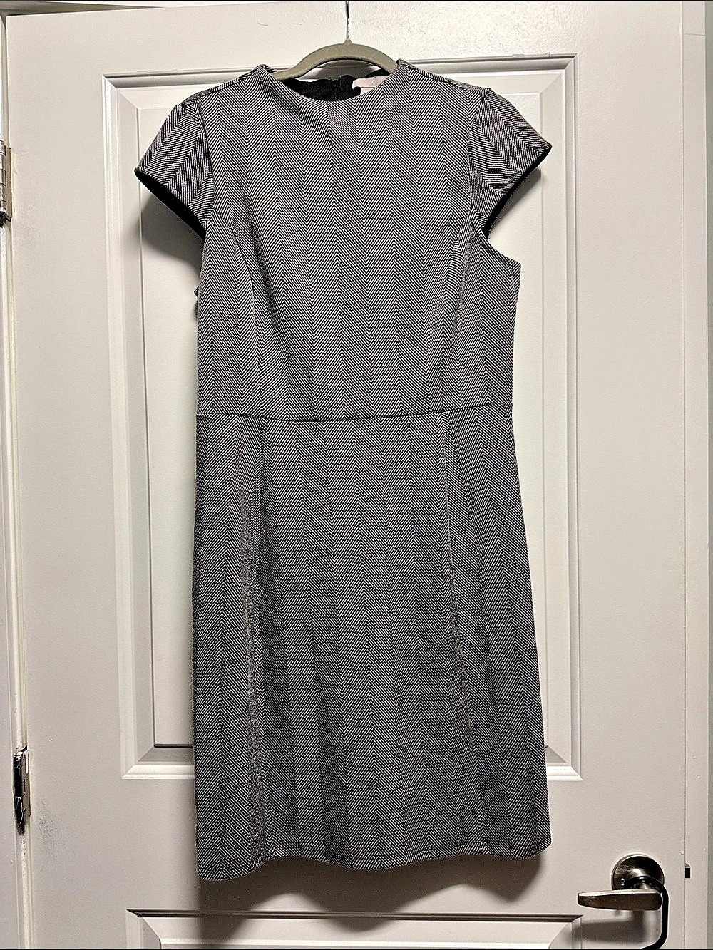 H&M Geometric Midi Dress in Black & White Size L